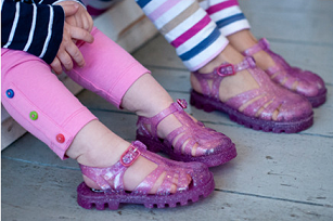 "Желейная" обувь для детей