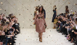 Burberry вновь блеснул на Неделе моды в Лондоне