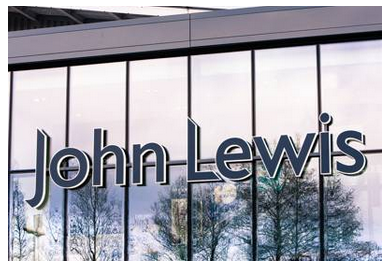 John Lewis начал скупать у шопоголиков старую одежду